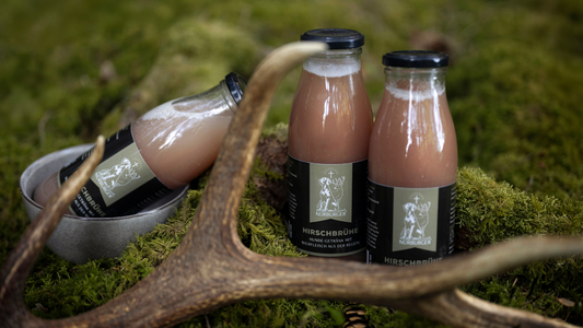Nürburger Flasche im Wald